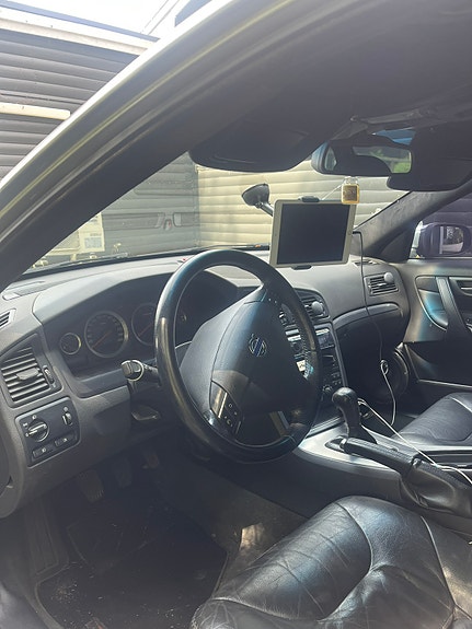 Volvo V70 7 of 8