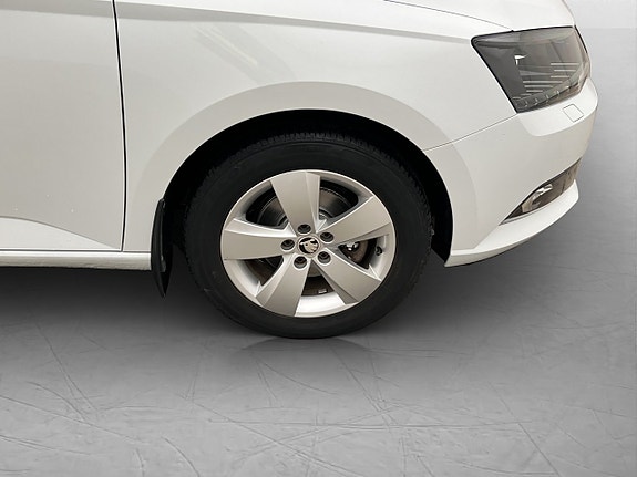 Skoda Fabia 10 of 28
