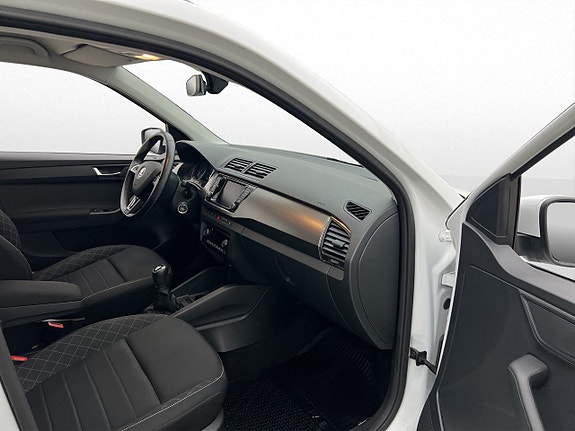 Skoda Fabia 15 of 28