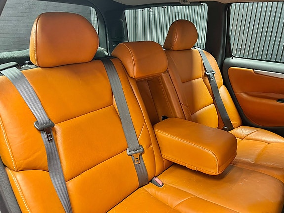 Volvo V70 15 of 18