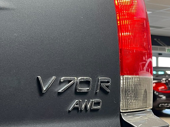 Volvo V70 9 of 18