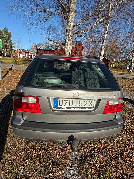 Saab 9-5 2 of 8