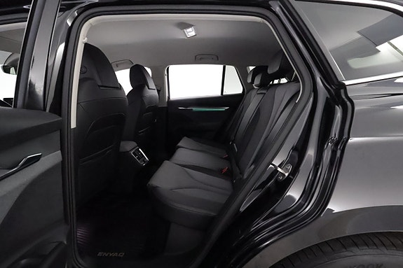 Skoda Enyaq 12 of 27