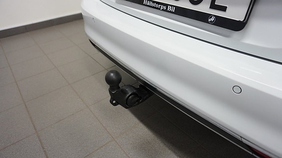 Volkswagen Passat 7 of 22