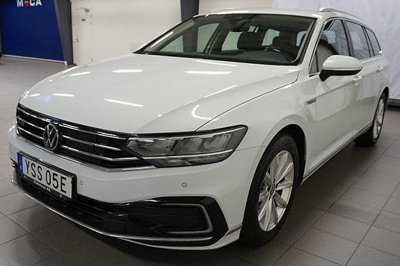 Volkswagen Passat 6 of 22