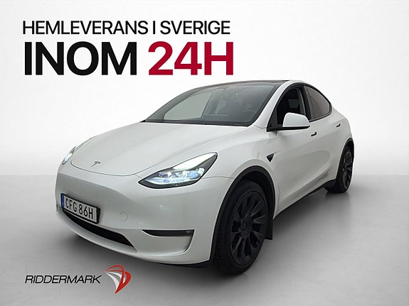 Tesla Model Y 4 of 30