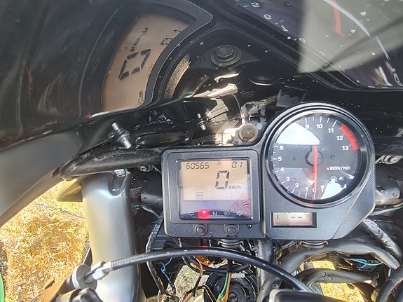 Honda CBR900RR Fireblade 7 of 7