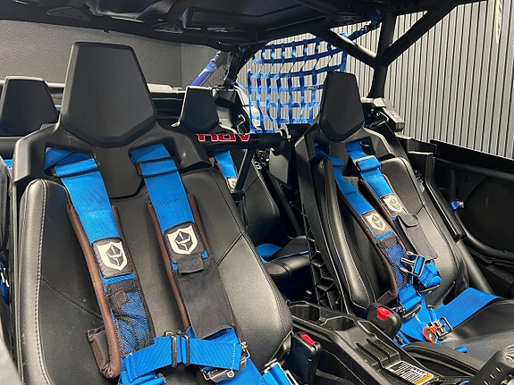 Can-Am Maverick X3 1000R Turbo 4-Sits"Extreme Race 27 of 30