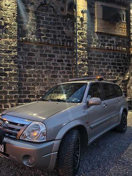Suzuki Grand Vitara 3 of 4