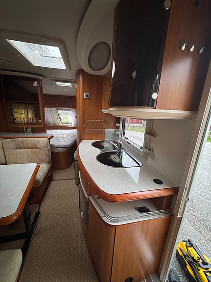 Hobby 560 KMFe Excellent 2 of 24