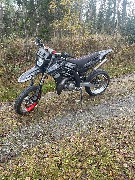 Aprilia Sx125 4 of 4