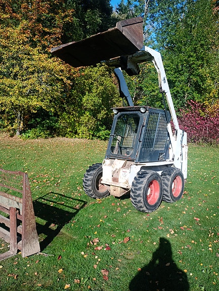 Bobcat 743 3 of 8
