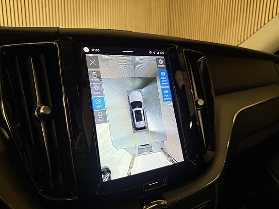 Volvo XC60 21 of 30