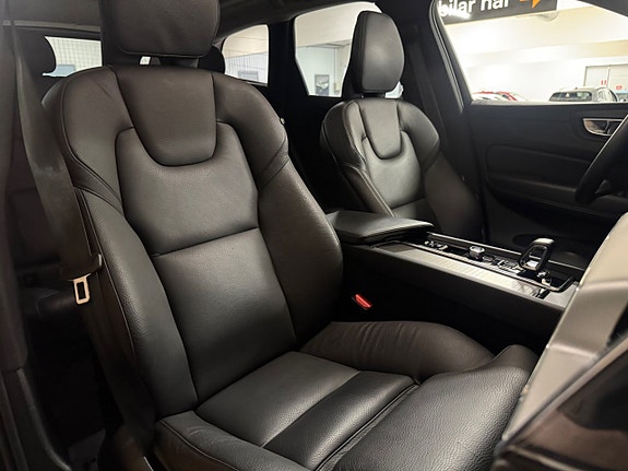 Volvo XC60 30 of 30