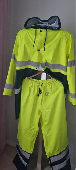 Product image 1 of 5