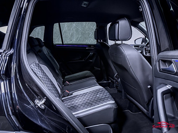 Volkswagen Tiguan 16 of 29