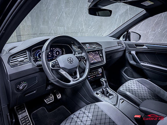 Volkswagen Tiguan 11 of 29