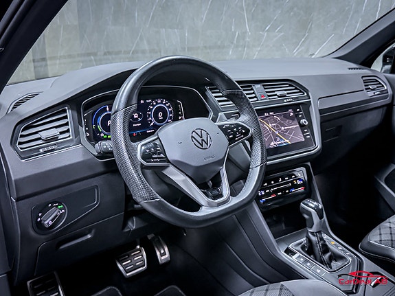Volkswagen Tiguan 12 of 29