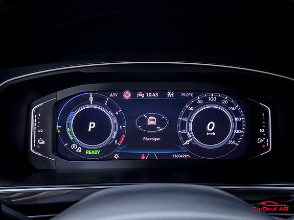 Volkswagen Tiguan 19 of 29