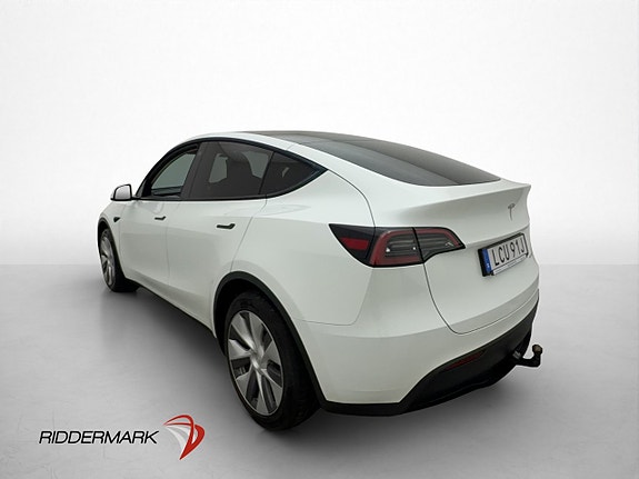 Tesla Model Y 6 of 30