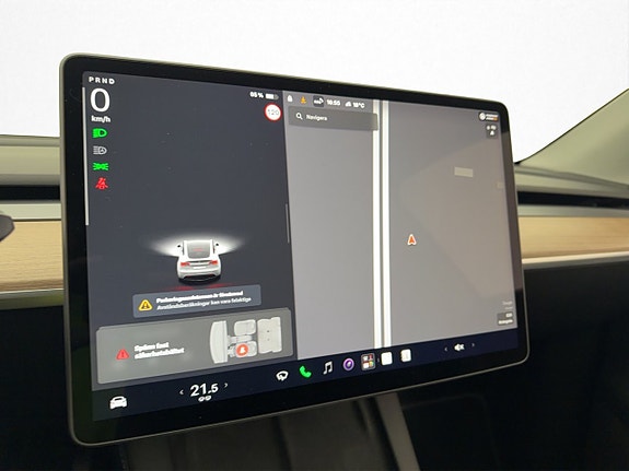 Tesla Model Y 20 of 30