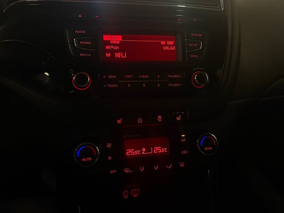 Kia Ceed 10 of 12