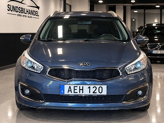 Kia Ceed 2 of 12