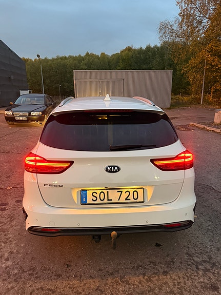 Kia Ceed 9 of 23