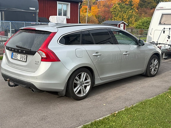 Volvo V60 3 of 7