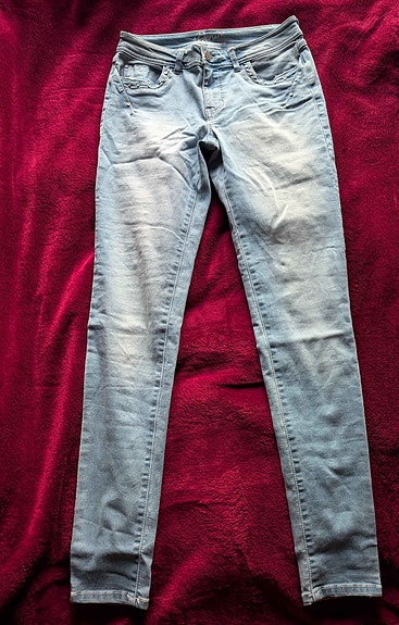 Product image 1 of 4