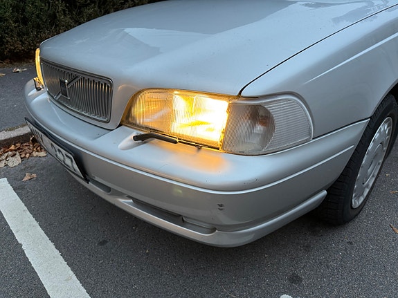 Volvo V70 10 of 11