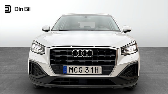 Audi Q2 4 of 15