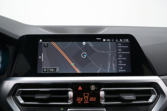 BMW 330e 17 of 27