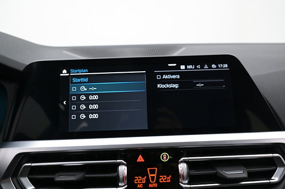 BMW 330e 15 of 27