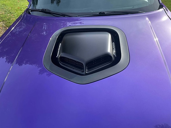 Dodge Challenger 3 of 10