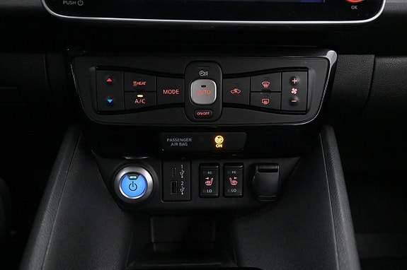 Nissan Leaf 19 of 27