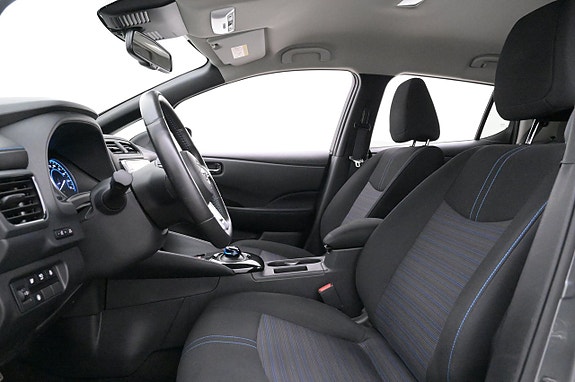 Nissan Leaf 10 of 27