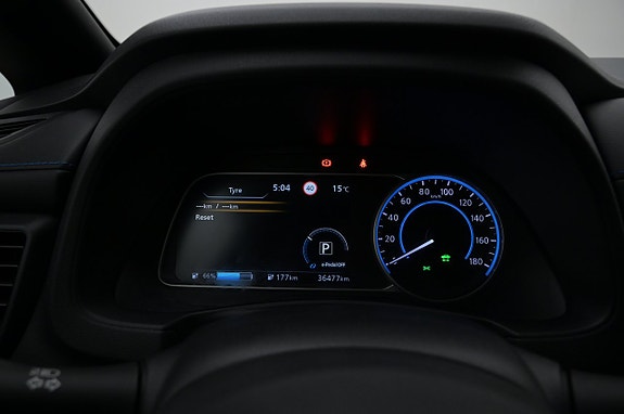 Nissan Leaf 9 of 27