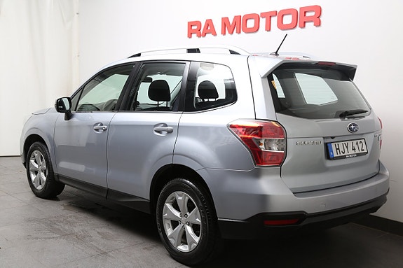 Subaru Forester 5 of 15