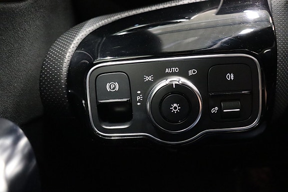 Mercedes-Benz A200 25 of 25