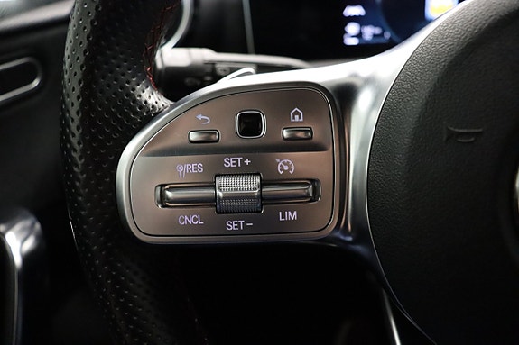 Mercedes-Benz A200 16 of 25