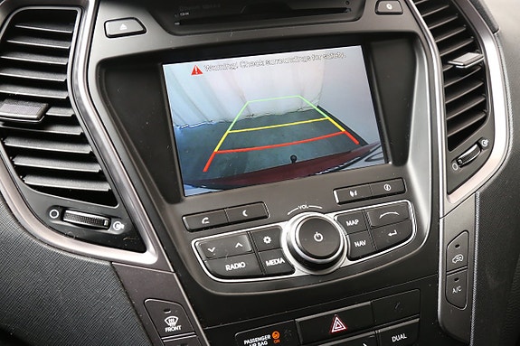 Hyundai Santa Fe 11 of 16