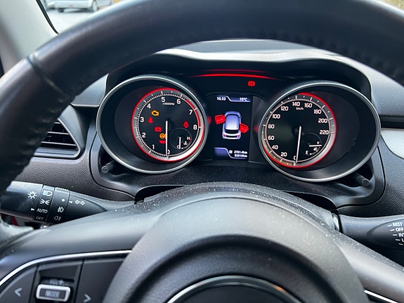 Suzuki Swift 9 of 11