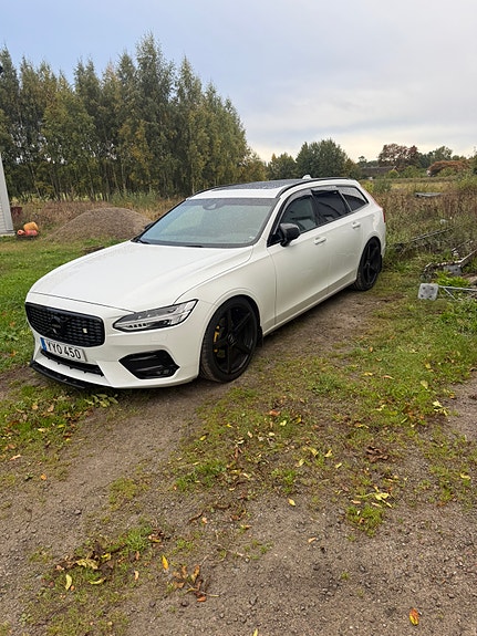 Volvo V90 3 of 3