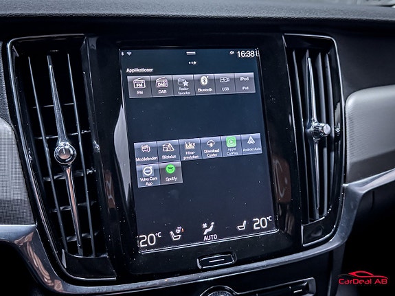 Volvo V90 25 of 28