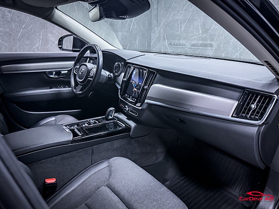 Volvo V90 14 of 28