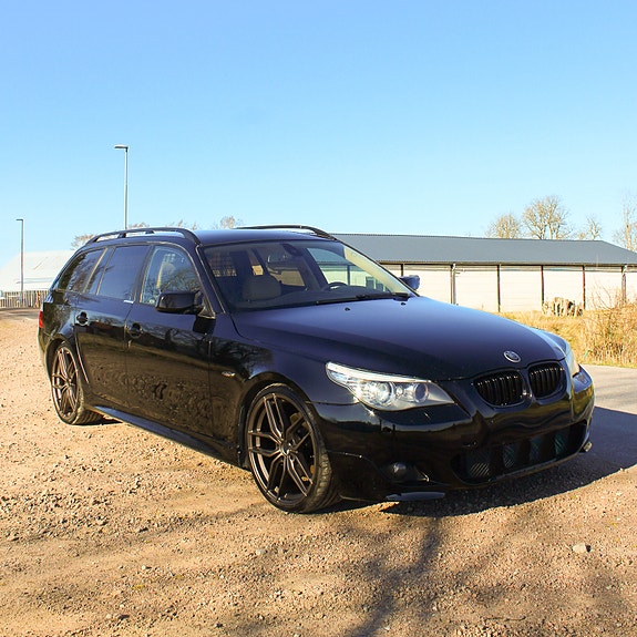 BMW 520d 2 of 9