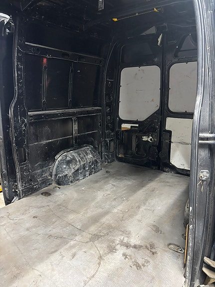 Renault Master 12 of 14