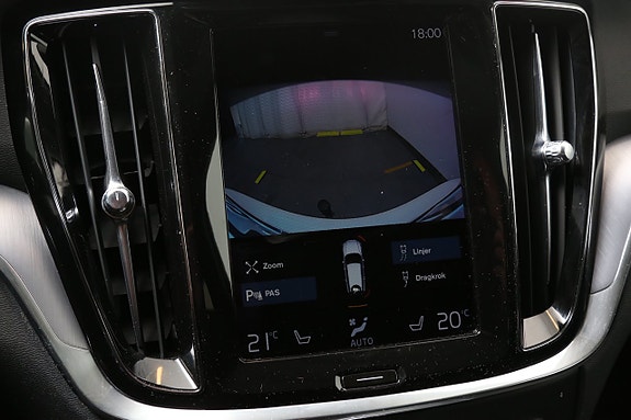Volvo V60 11 of 16