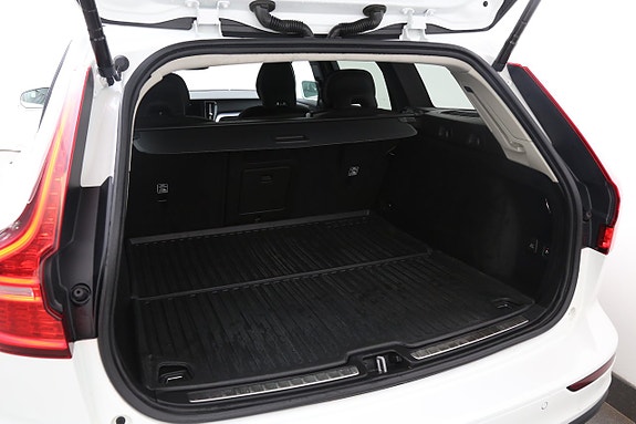 Volvo V60 14 of 16